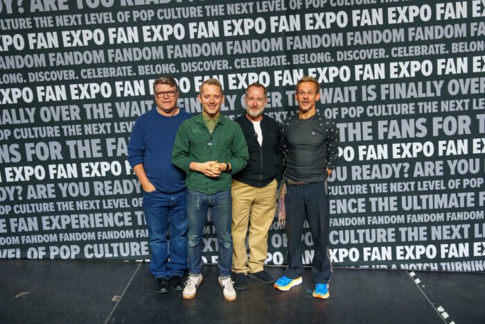 ロード・オブ・ザ・リングのホビット、イライジャ・ウッド、ショーン・アスティン、ビリー・ボイド、ドミニク・モナハンの4人